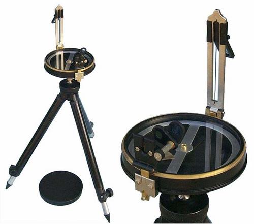 PRISMATIC COMPASS WITH TRIPOD