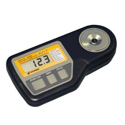 ATAGO DIGITAL REFRACTOMETER. (WINE)