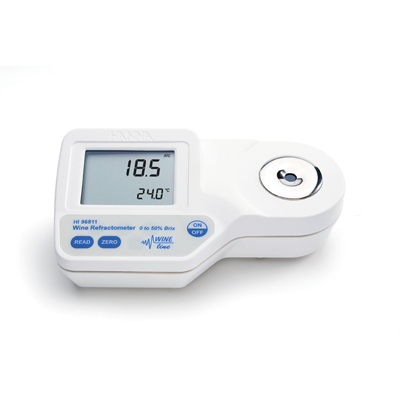 HANNA HAND HELD DIGITAL REFRACTOMETER.